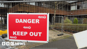 Kontantfattig kommun överväger HQ-försäljning.